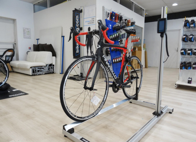 Essai de vélo avant l'achat, chez Cycles Richard à Mareuil lès Meaux, près de Meaux, Seine et Marne (77)