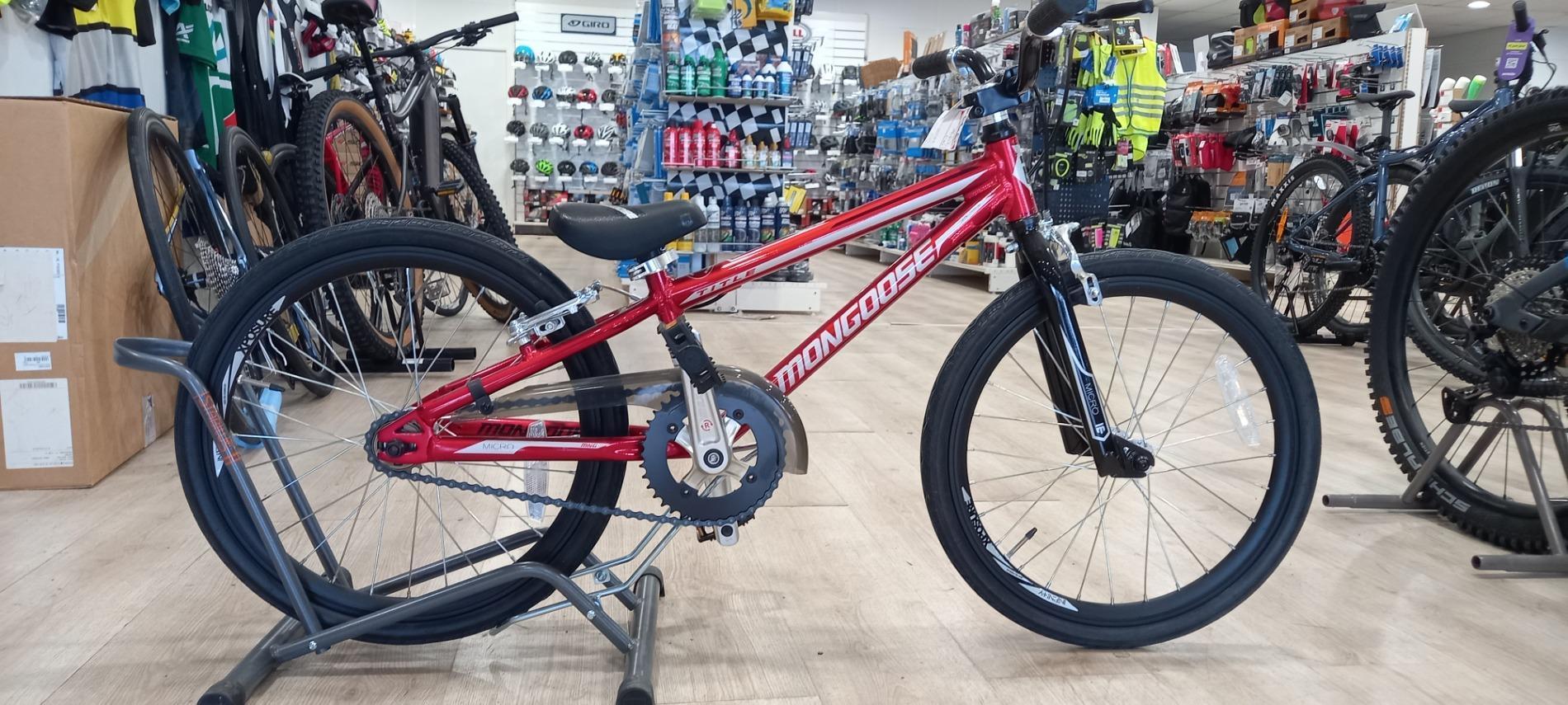 BMX MONGOOSE NEO MICRO RACE