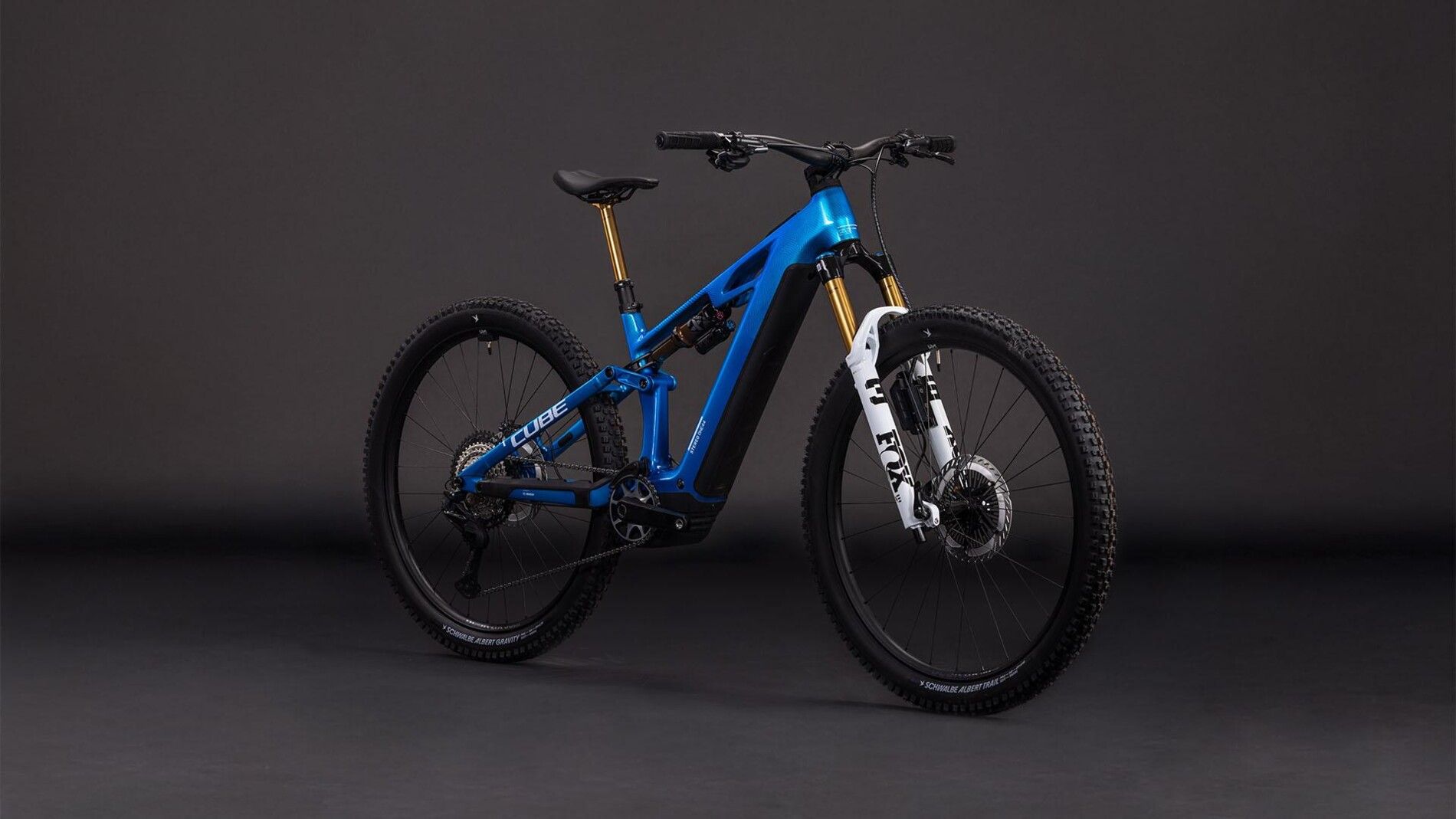 CUBE Stereo Hybrid ONE44 HPC AT 800 actionteam